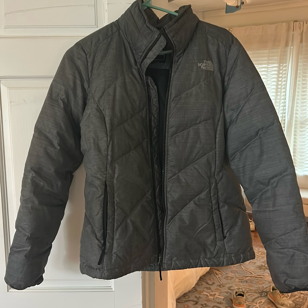 Women’s North Face grey puffer jacket size medium